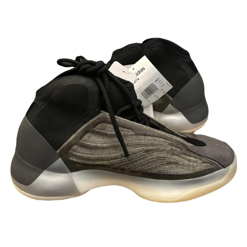 NWT Adidas Yeezy Quantum Barium Basketball Sneakers